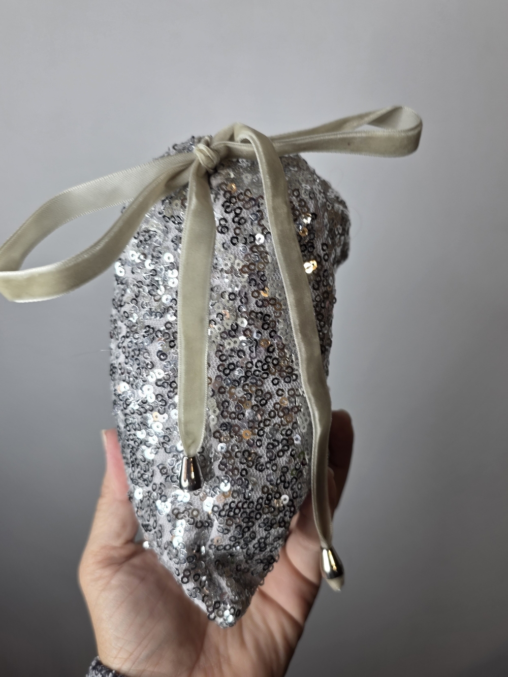 Foldable Silver Sequin Ballet Flats Size 9.5 M - Picture 9 of 11
